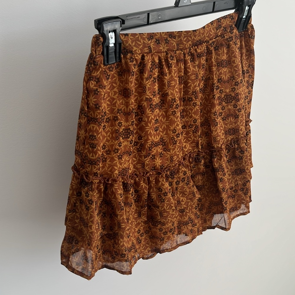 Ruffle mini skirt 2 pc set - Picture 7 of 10